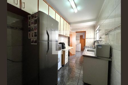 Apartamento à venda com 100m², 2 quartos e 1 vagaCozinha 