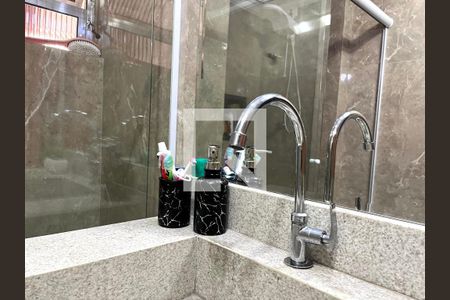 Apartamento à venda com 100m², 2 quartos e 1 vagaBanheiro 