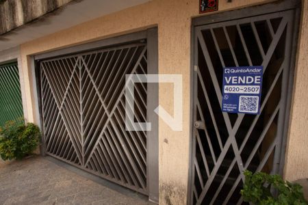 Casa à venda com 200m², 3 quartos e 4 vagasPlaca 