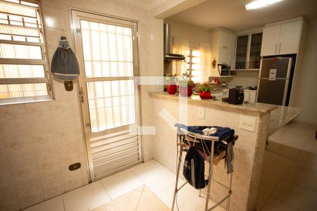 Casa à venda com 200m², 3 quartos e 4 vagasLavanderia 