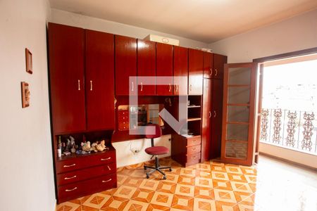 Casa à venda com 200m², 3 quartos e 4 vagasQuarto 2