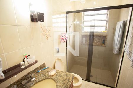 Casa à venda com 200m², 3 quartos e 4 vagasBanheiro Quarto