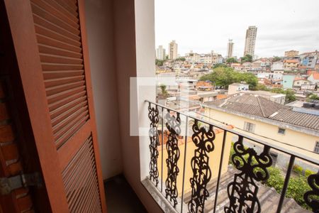 Casa à venda com 200m², 3 quartos e 4 vagasVaranda Quarto 2