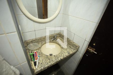 Casa à venda com 200m², 3 quartos e 4 vagasBanheiro 