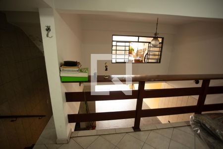 Casa à venda com 200m², 3 quartos e 4 vagasHall