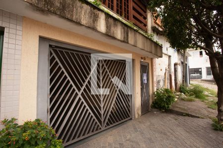 Casa à venda com 200m², 3 quartos e 4 vagasFachada