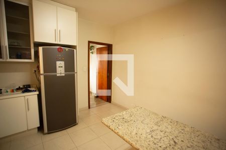 Casa à venda com 200m², 3 quartos e 4 vagasCozinha 