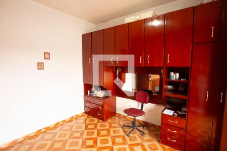 Casa à venda com 200m², 3 quartos e 4 vagasQuarto 2