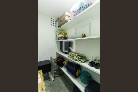 Apartamento à venda com 67m², 2 quartos e 2 vagas Apartamento à venda com 67m², 2 quartos e 2 vagasDeposito