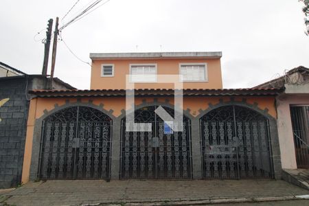 Casa para alugar com 140m², 3 quartos e 2 vagasFachada