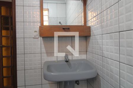 Casa para alugar com 140m², 3 quartos e 2 vagasBanheiro comum