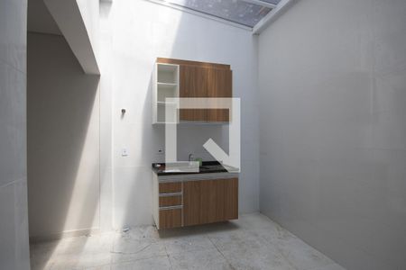 Apartamento para alugar com 38m², 2 quartos e sem vaga Apartamento para alugar com 38m², 2 quartos e sem vagaCozinha e Área de Serviço