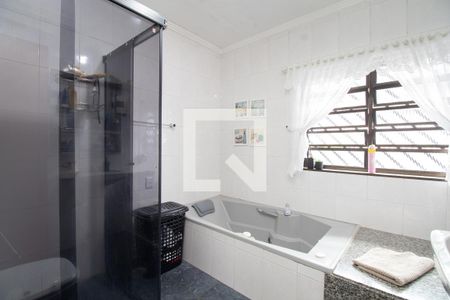 Casa à venda com 418m², 4 quartos e 6 vagasBanheiro