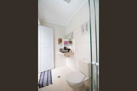 Casa à venda com 418m², 4 quartos e 6 vagasBanheiro da Piscina