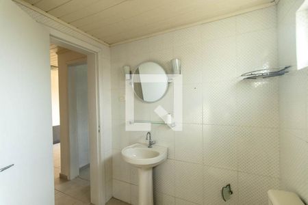 Casa para alugar com 80m², 2 quartos e sem vaga Casa para alugar com 80m², 2 quartos e sem vagaBanheiro Social