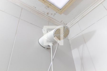 Casa à venda com 167m², 3 quartos e 3 vagas Casa à venda com 167m², 3 quartos e 3 vagasChuveiro