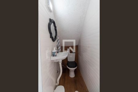 Casa à venda com 167m², 3 quartos e 3 vagas Casa à venda com 167m², 3 quartos e 3 vagasBanheiro de serviço