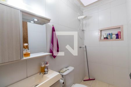 Casa à venda com 167m², 3 quartos e 3 vagas Casa à venda com 167m², 3 quartos e 3 vagasBanheiro da Suíte 1