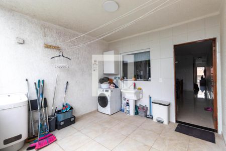 Casa à venda com 167m², 3 quartos e 3 vagas Casa à venda com 167m², 3 quartos e 3 vagasLavanderia