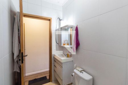 Casa à venda com 167m², 3 quartos e 3 vagas Casa à venda com 167m², 3 quartos e 3 vagasBanheiro da Suíte 1