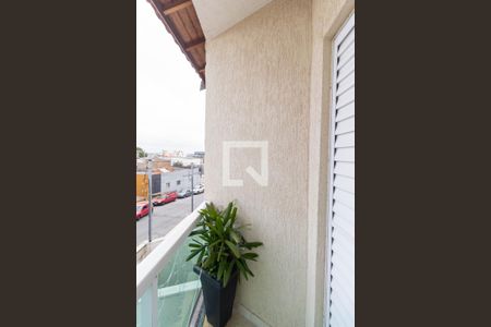 Casa à venda com 167m², 3 quartos e 3 vagas Casa à venda com 167m², 3 quartos e 3 vagasVaranda