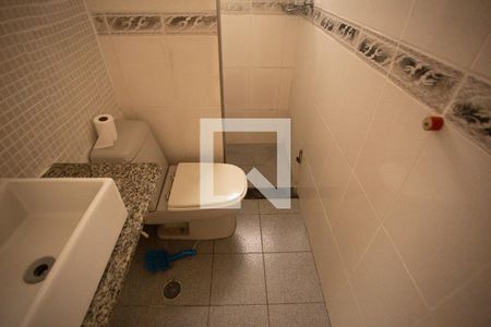 Apartamento para alugar com 51m², 2 quartos e 1 vaga Apartamento para alugar com 51m², 2 quartos e 1 vagaBanheiro