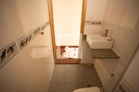 Apartamento para alugar com 51m², 2 quartos e 1 vaga Apartamento para alugar com 51m², 2 quartos e 1 vagaBanheiro