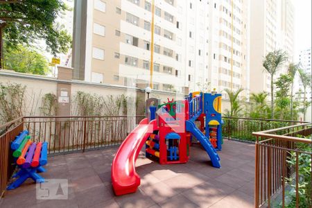 Apartamento à venda com 44m², 2 quartos e 1 vagaÁrea Comum - Playground