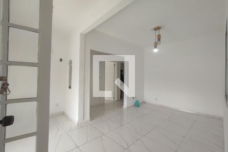 Casa de condomínio à venda com 70m², 2 quartos e sem vagaSala