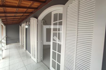 Casa de condomínio à venda com 70m², 2 quartos e sem vagavaranda