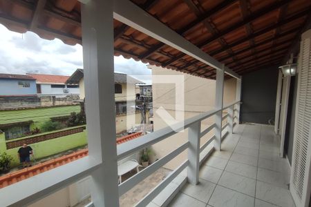 Casa de condomínio à venda com 70m², 2 quartos e sem vagavaranda