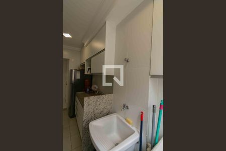 Apartamento para alugar com 70m², 3 quartos e 1 vagaÁrea de Serviço