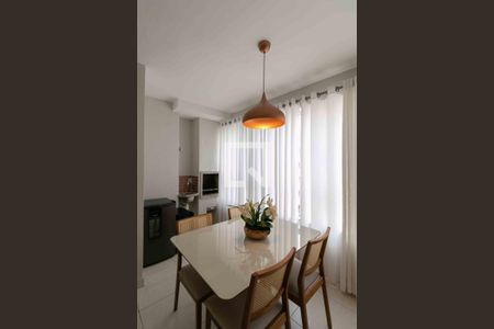 Sala de apartamento para alugar com 3 quartos, 70m² em Santa Amelia, Belo Horizonte