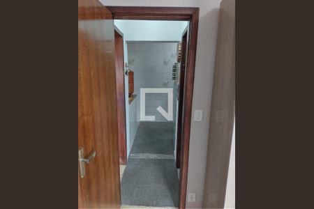 Casa à venda com 80m², 2 quartos e 1 vagaCorredor