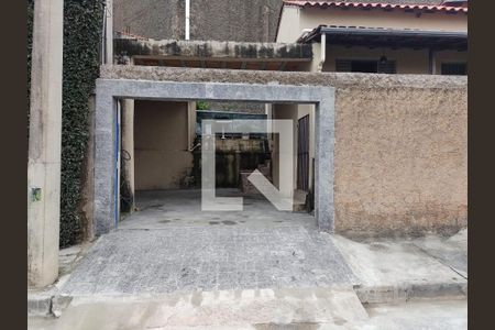 Casa à venda com 80m², 2 quartos e 1 vagaFachada