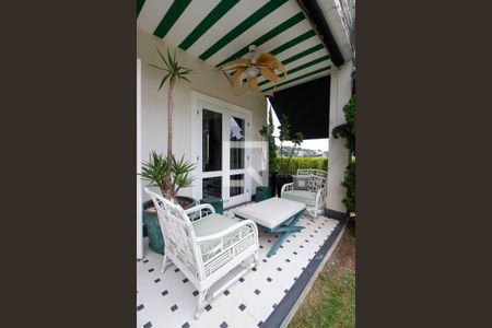 Casa à venda com 800m², 4 quartos e 6 vagasPiscina