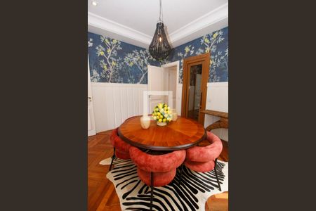 Casa à venda com 800m², 4 quartos e 6 vagasCopa