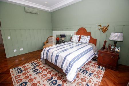 Casa à venda com 800m², 4 quartos e 6 vagasSuíte 2