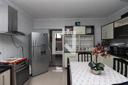 Casa à venda com 220m², 3 quartos e 2 vagas Casa à venda com 220m², 3 quartos e 2 vagasCozinha