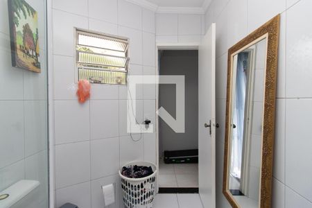 Casa à venda com 220m², 3 quartos e 2 vagas Casa à venda com 220m², 3 quartos e 2 vagasBanheiro da Suíte