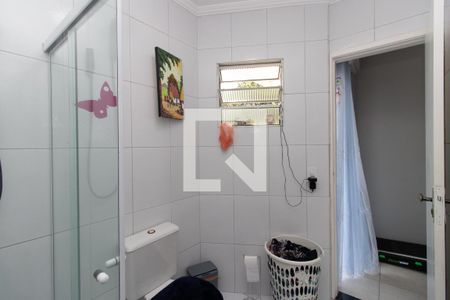 Casa à venda com 220m², 3 quartos e 2 vagas Casa à venda com 220m², 3 quartos e 2 vagasBanheiro da Suíte