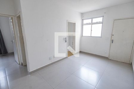 Sala de apartamento para alugar com 1 quarto, 50m² em São Francisco, Belo Horizonte
