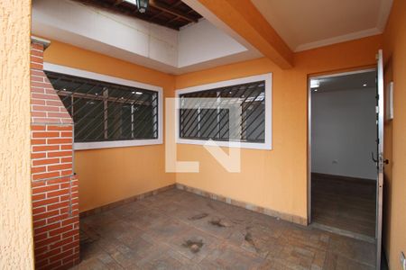 Casa para alugar com 140m², 3 quartos e 1 vagaEntrada
