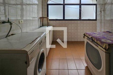 Apartamento para alugar com 190m², 3 quartos e 1 vagaÁrea de serviço