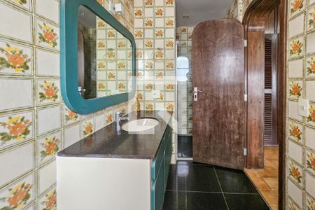 Apartamento para alugar com 190m², 3 quartos e 1 vagaBanheiro da Suíte 2