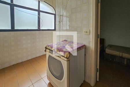 Apartamento para alugar com 190m², 3 quartos e 1 vagaÁrea de serviço
