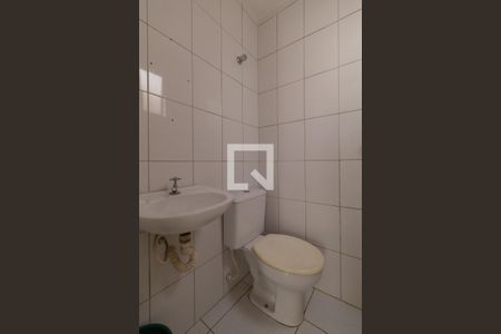 Apartamento para alugar com 39m², 2 quartos e sem vaga Apartamento para alugar com 39m², 2 quartos e sem vagaBanheiro