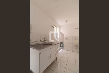 Apartamento para alugar com 39m², 2 quartos e sem vagaCozinha e Área de Serviço