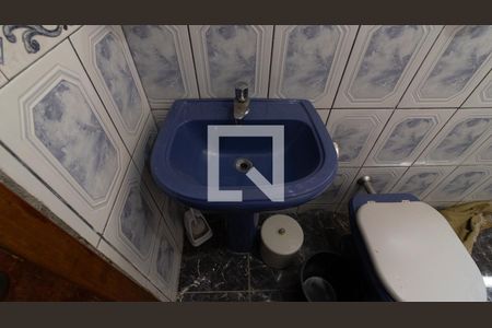 Casa à venda com 207m², 4 quartos e 2 vagasBanheiro - Casa 2