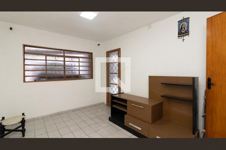 Casa à venda com 207m², 4 quartos e 2 vagasSala - Casa 2